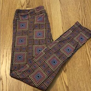 Lularoe Logo Leggings (Rare)